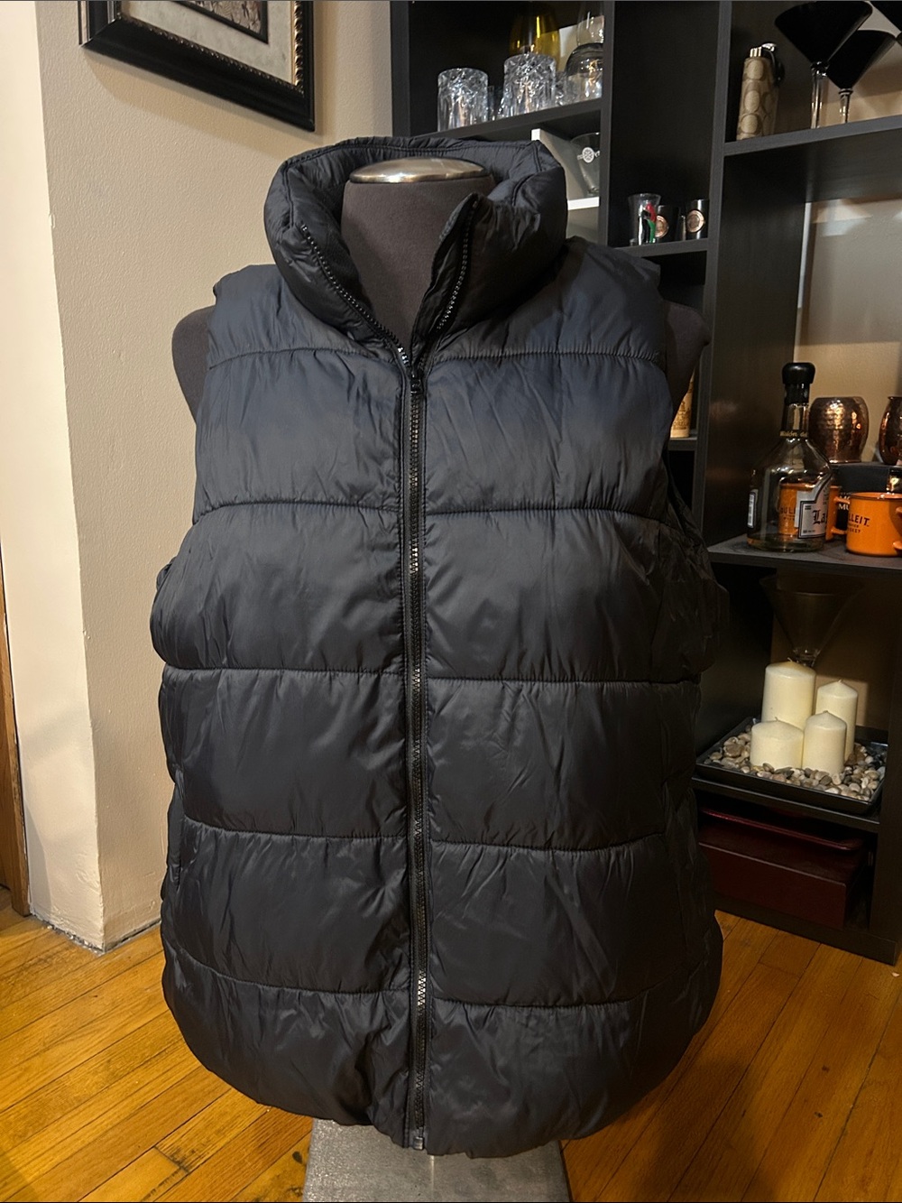 Old Navy Black Quilted Puffer Vest